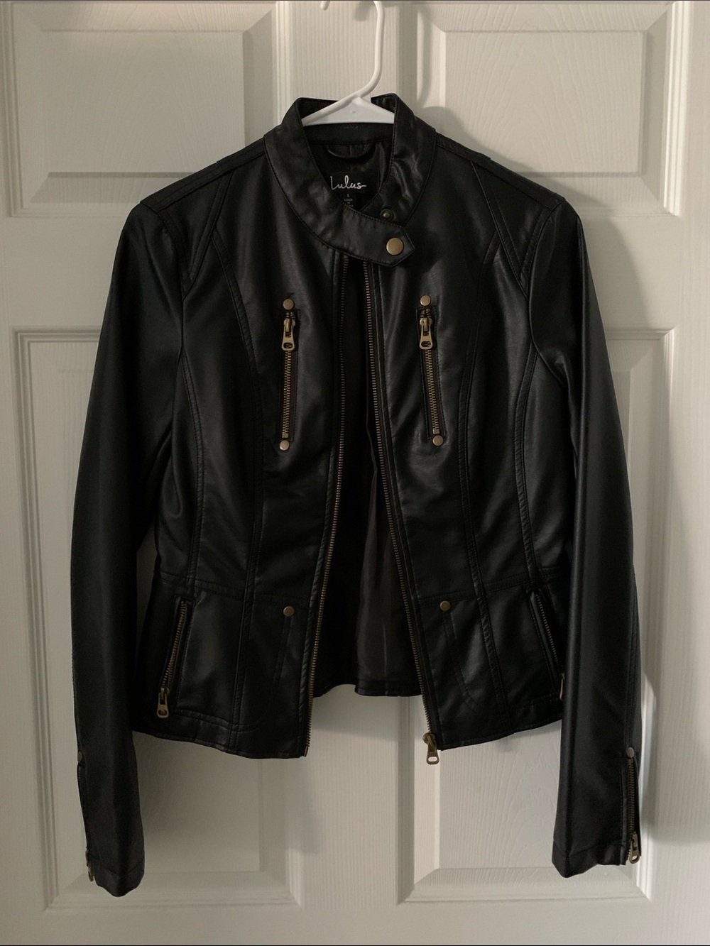Woman’s Lulus Leather Jacket S Black